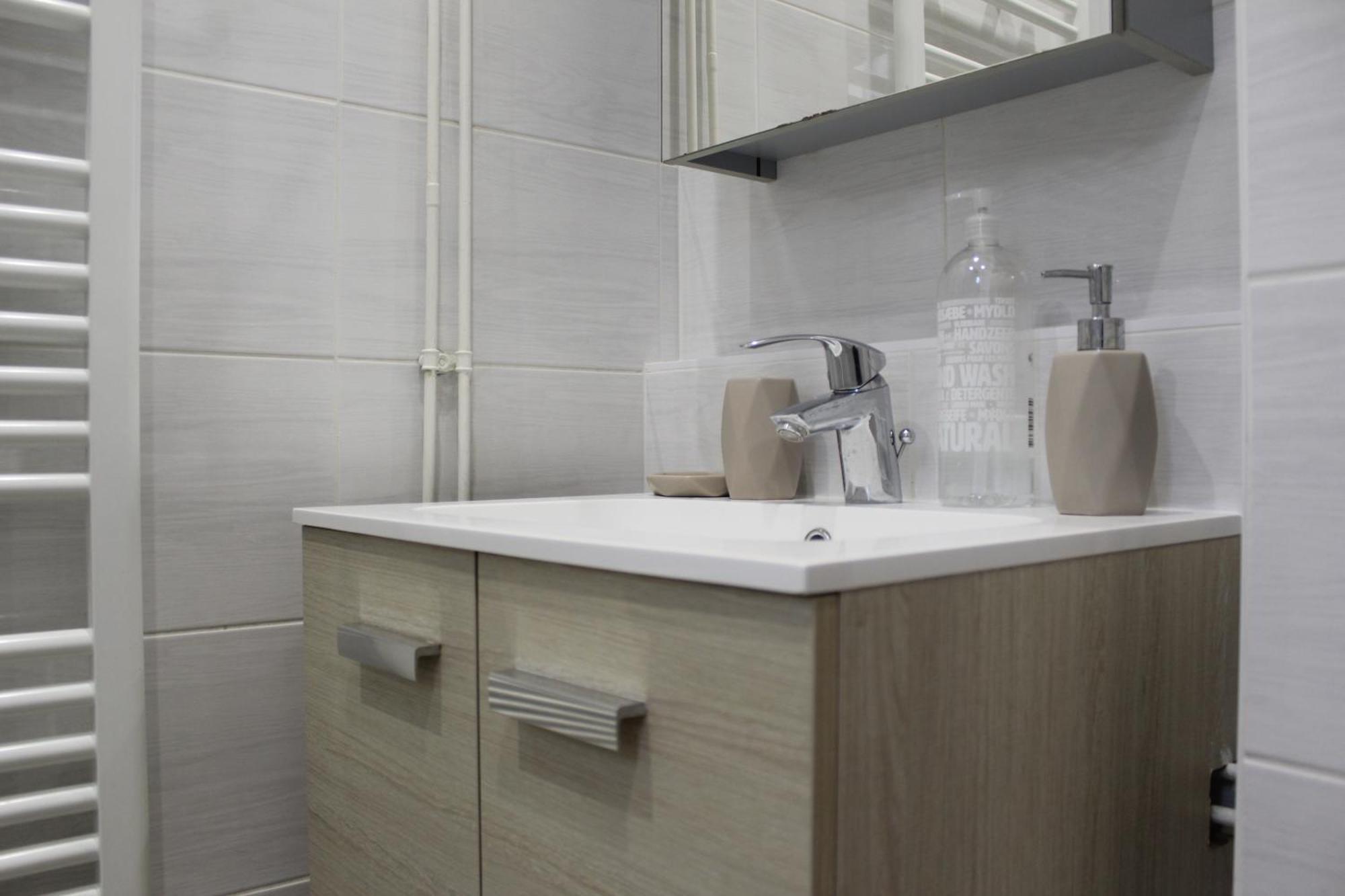Logement Calme + Stationnement Troyes Buitenkant foto